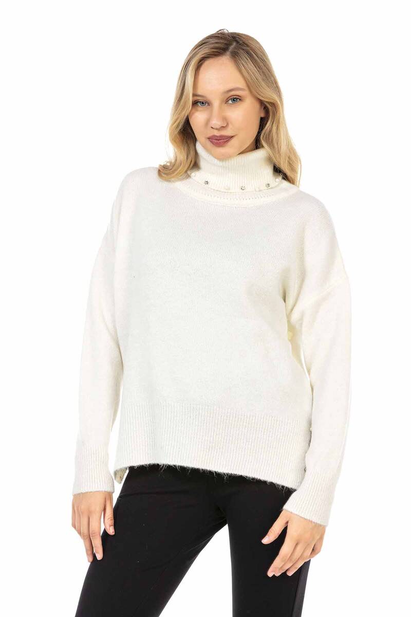 WP217 Women's roll-neck sweater with fashionable pearl appliqués