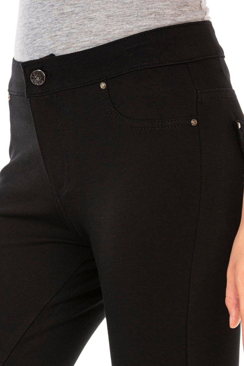 WR143 Women's fabric trousers in a fashionable cut