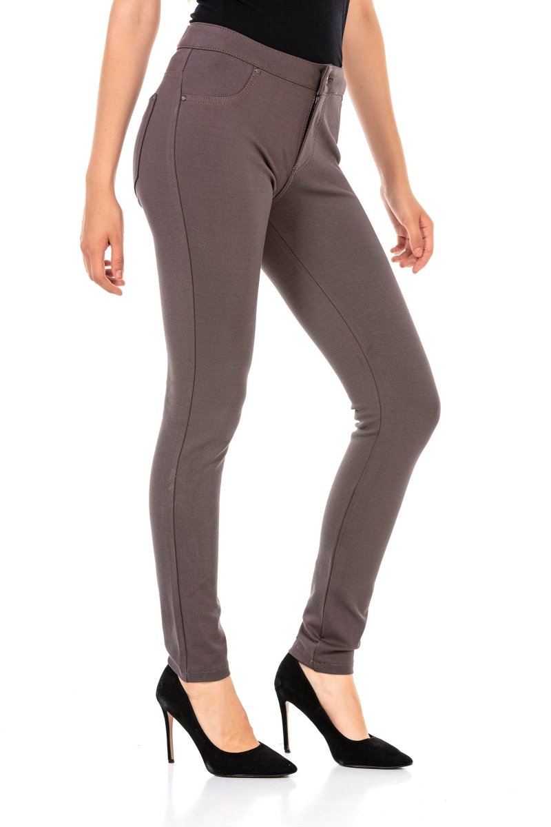 WR144 Women's fabric trousers in a fashionable cut