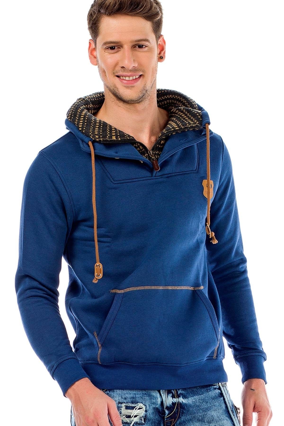 C44200 Men's hooded sweatshirt in a cool look
