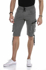 CK225 Men's Capri Shorts in a sporty look