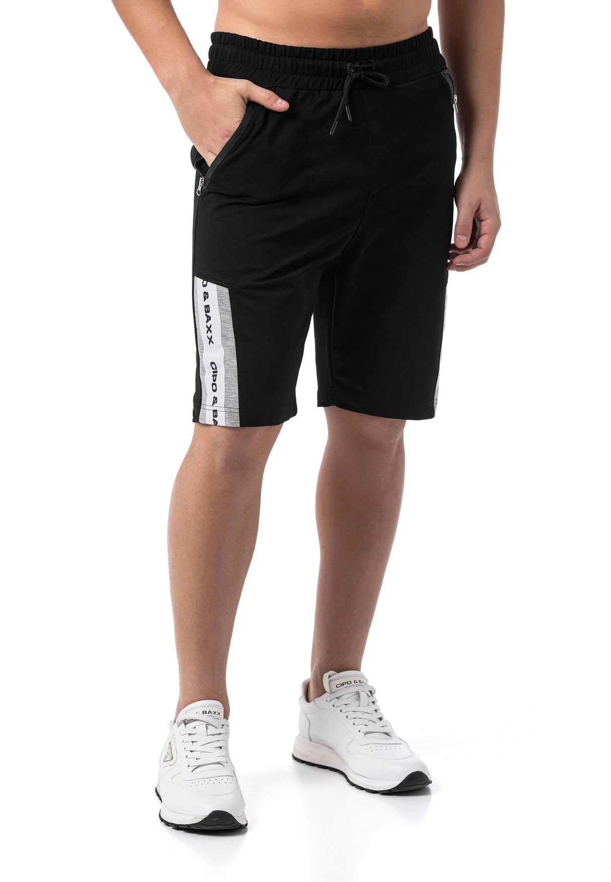 CK299 Men's Capri – Sporty style for warm days