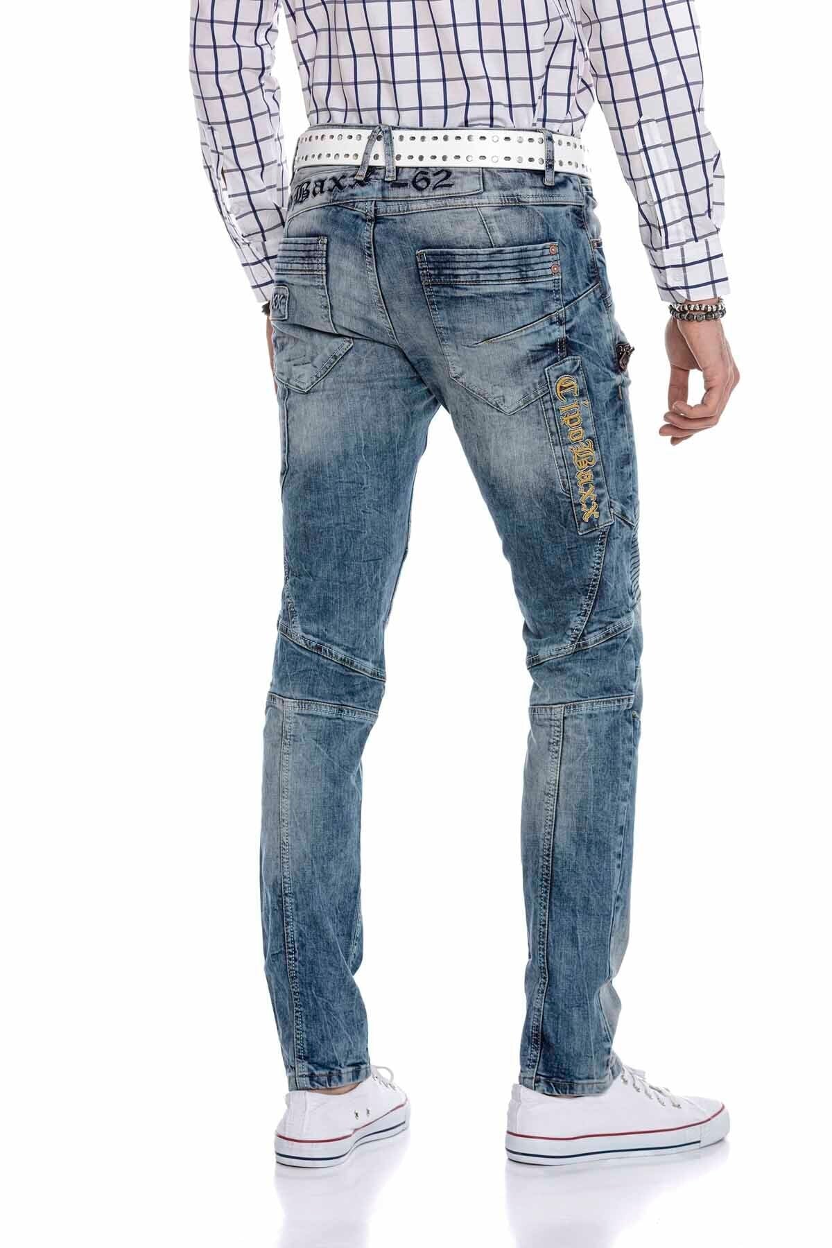 CD293 Men's comfortable biker-style jeans in straight fit