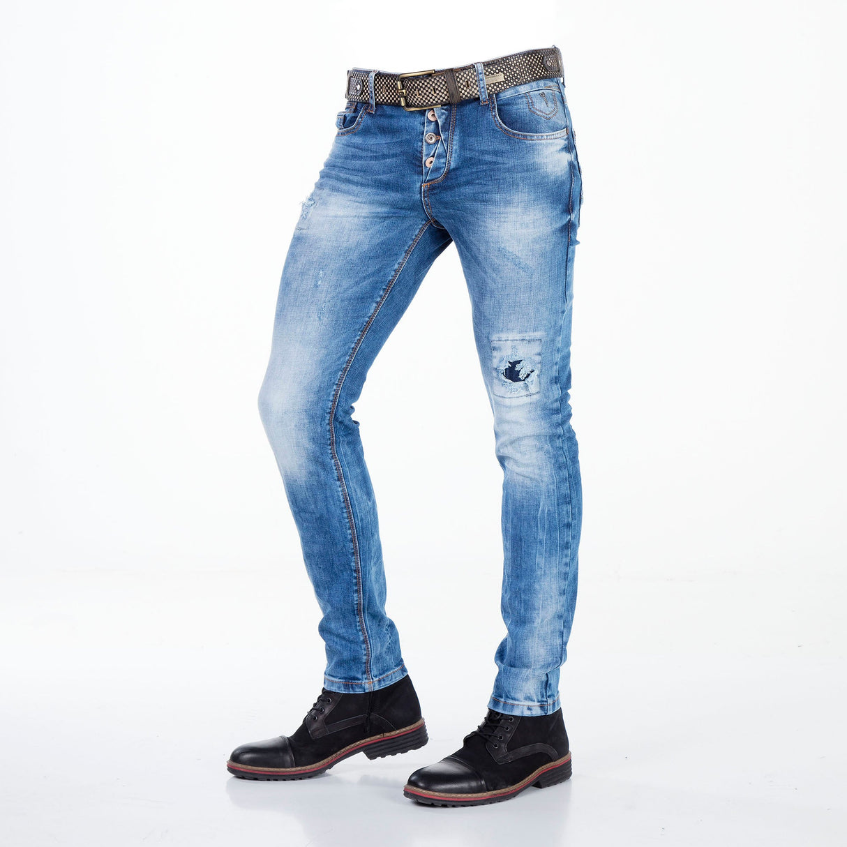 CD350 Men's comfortable jeans in a stylish destroyed look