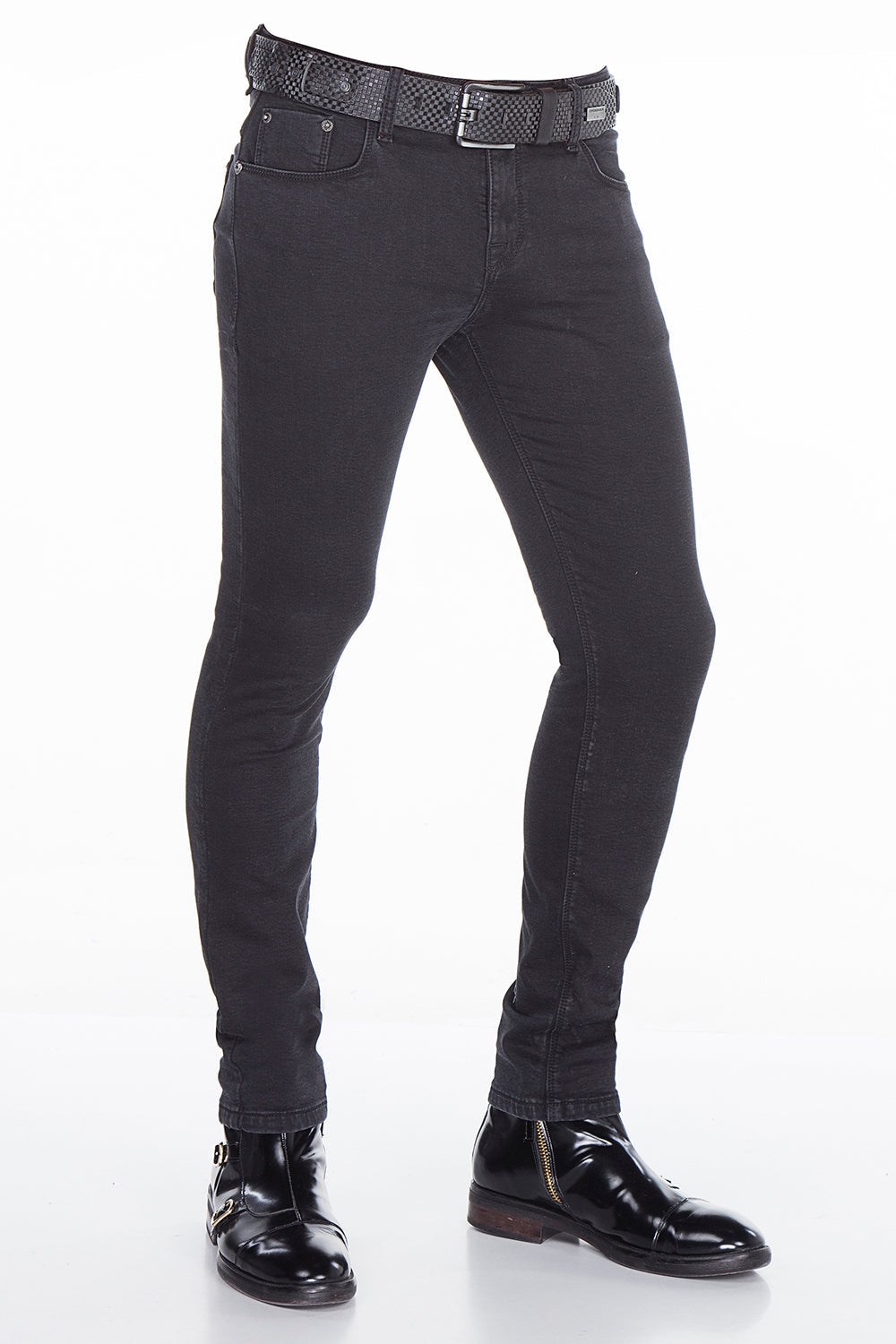 CD403 Men's slim-fit jeans in a classic 5-pocket design