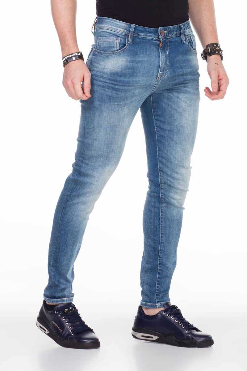 CD456 Men's slim-fit jeans with a washed look