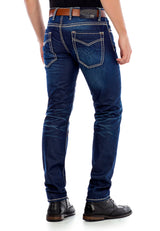 CD471 Men's slim-fit jeans with sharp wash details