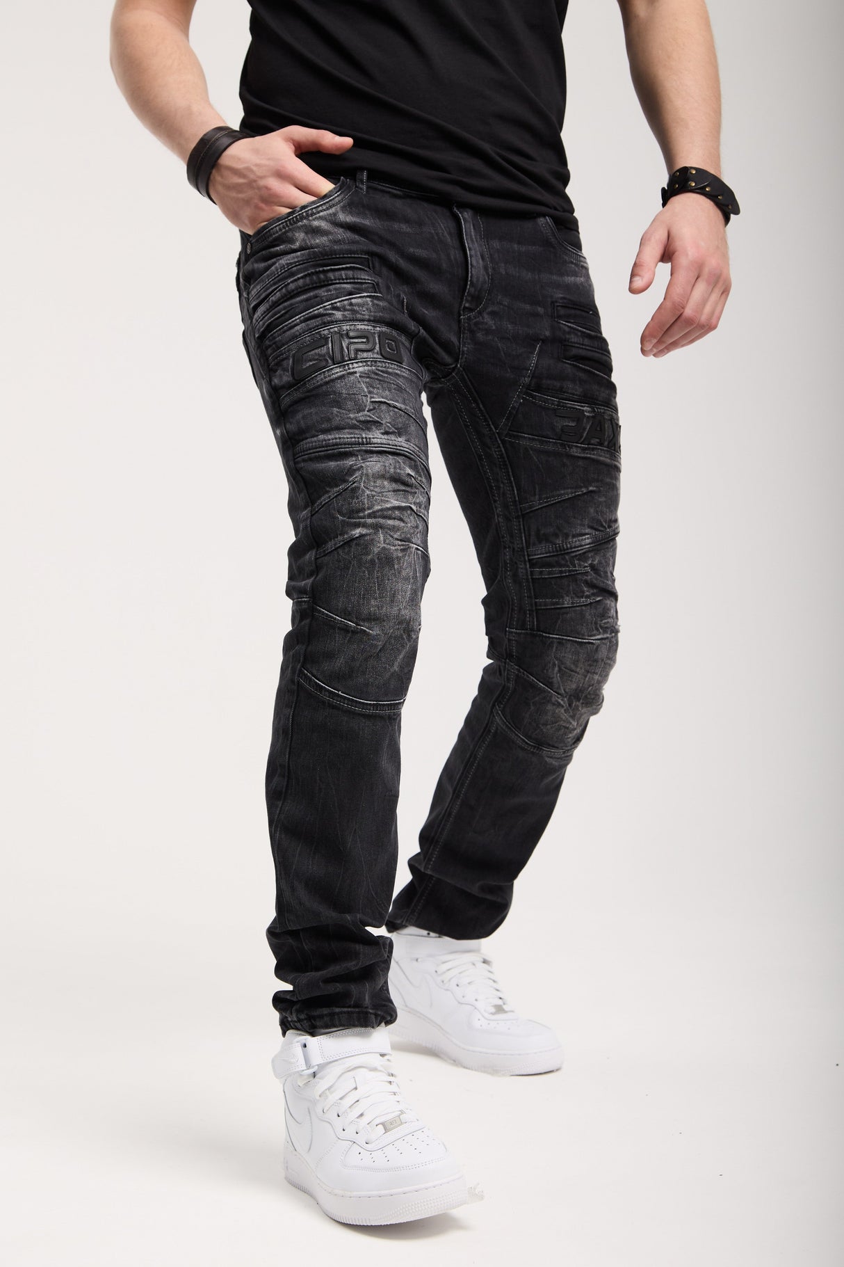 CD491 Men's slim-fit jeans with decorative zipper
