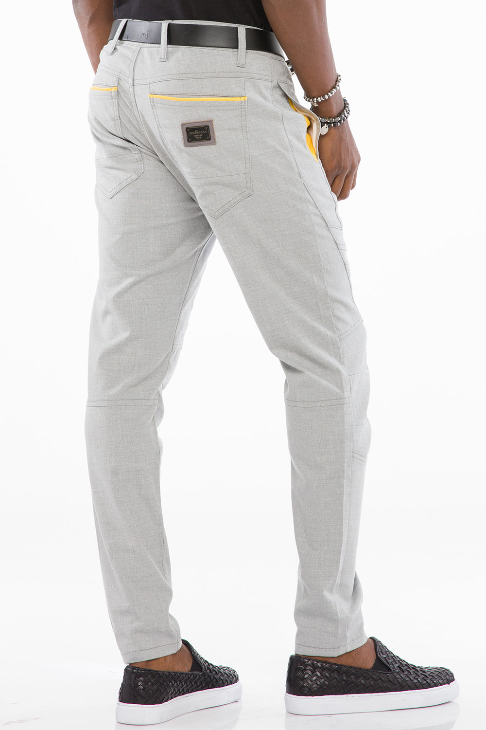 CD527 Men's dress trousers in an elegant design