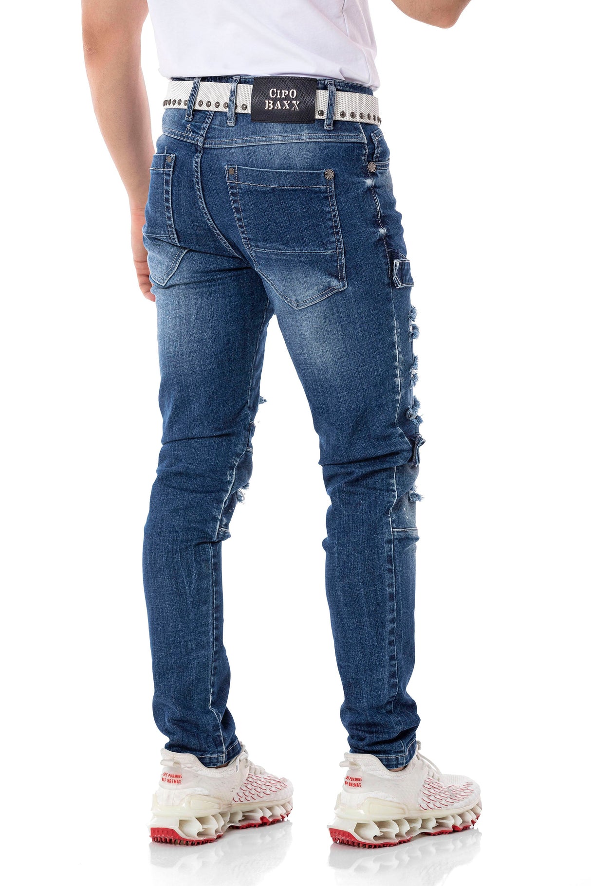CD555 Men's slim-fit jeans in a fashionable destroyed look