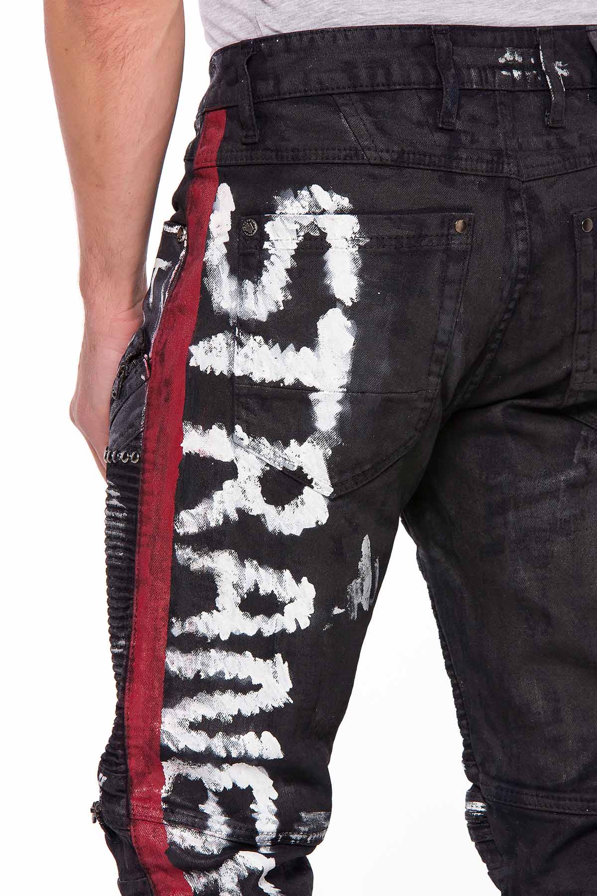 CD571 Men's Straight Fit Jeans with cool lettering