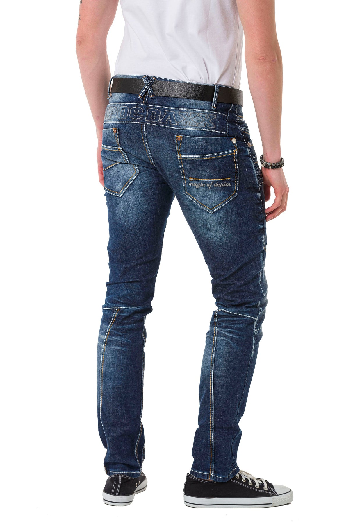 CD584 Men's comfortable jeans with contrasting stitching