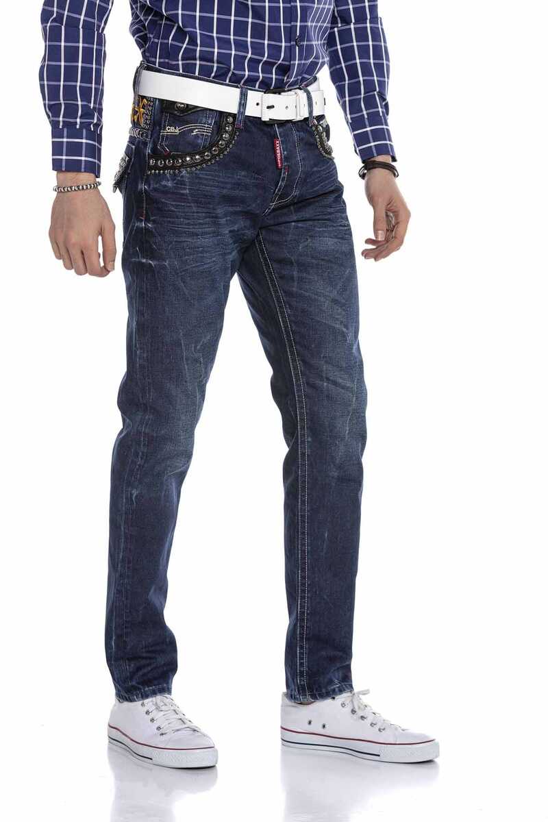 CD665 Men's jeans with embroidery in a fashionable look