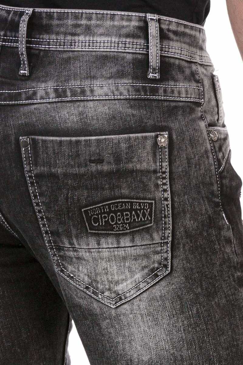 CD713 Men's straight fit jeans in a destroyed look with belt