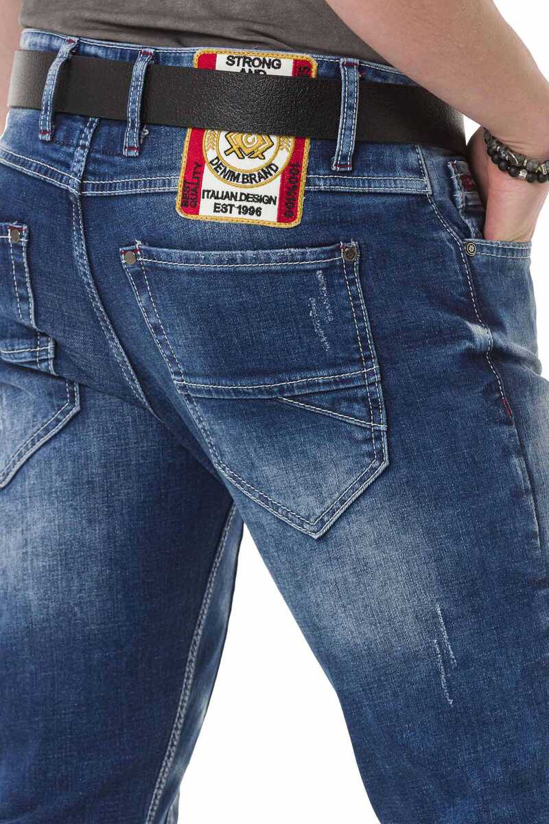 CD781 men's straight jeans in a fashionable destroyed look