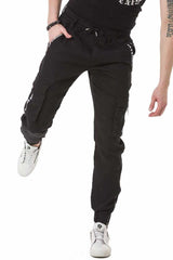 CD788 Men's cargo trousers in a sporty look