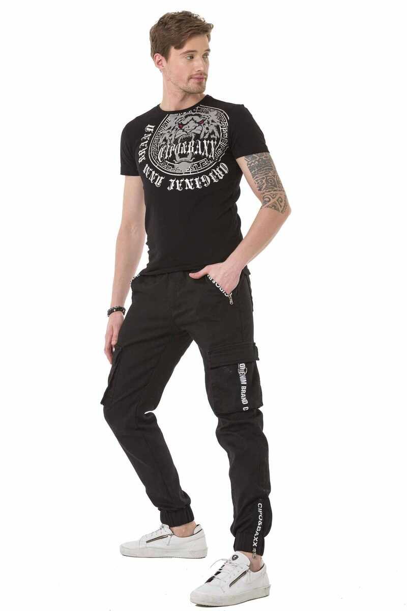 CD788 Men's cargo trousers in a sporty look