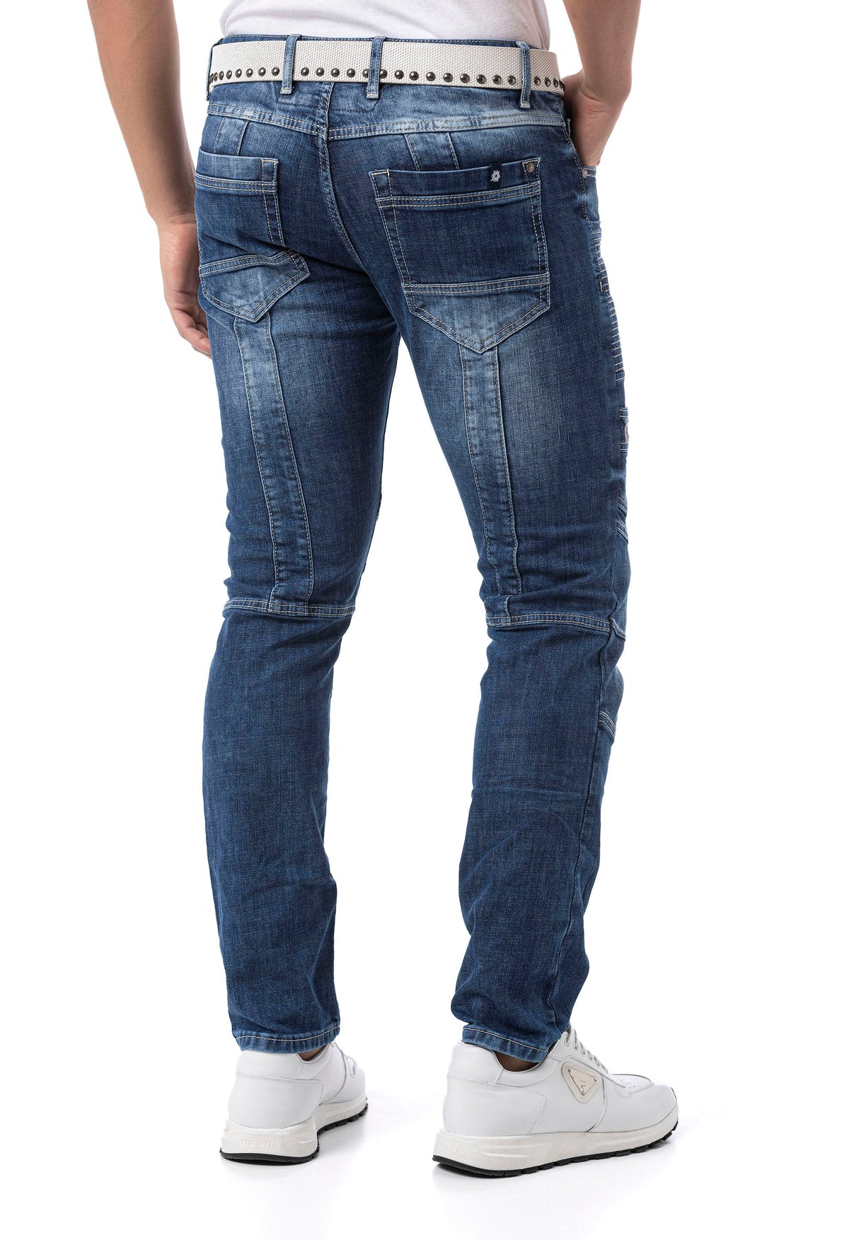 CD844 Straight Fit Jeans with Zipper