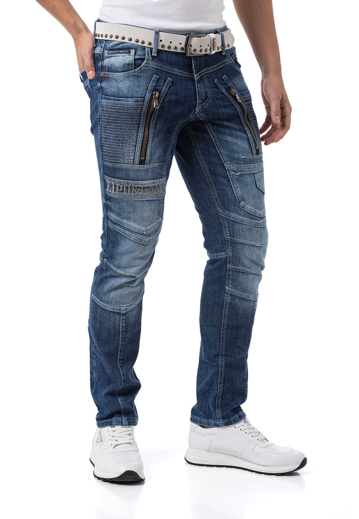CD844 Straight Fit Jeans with Zipper