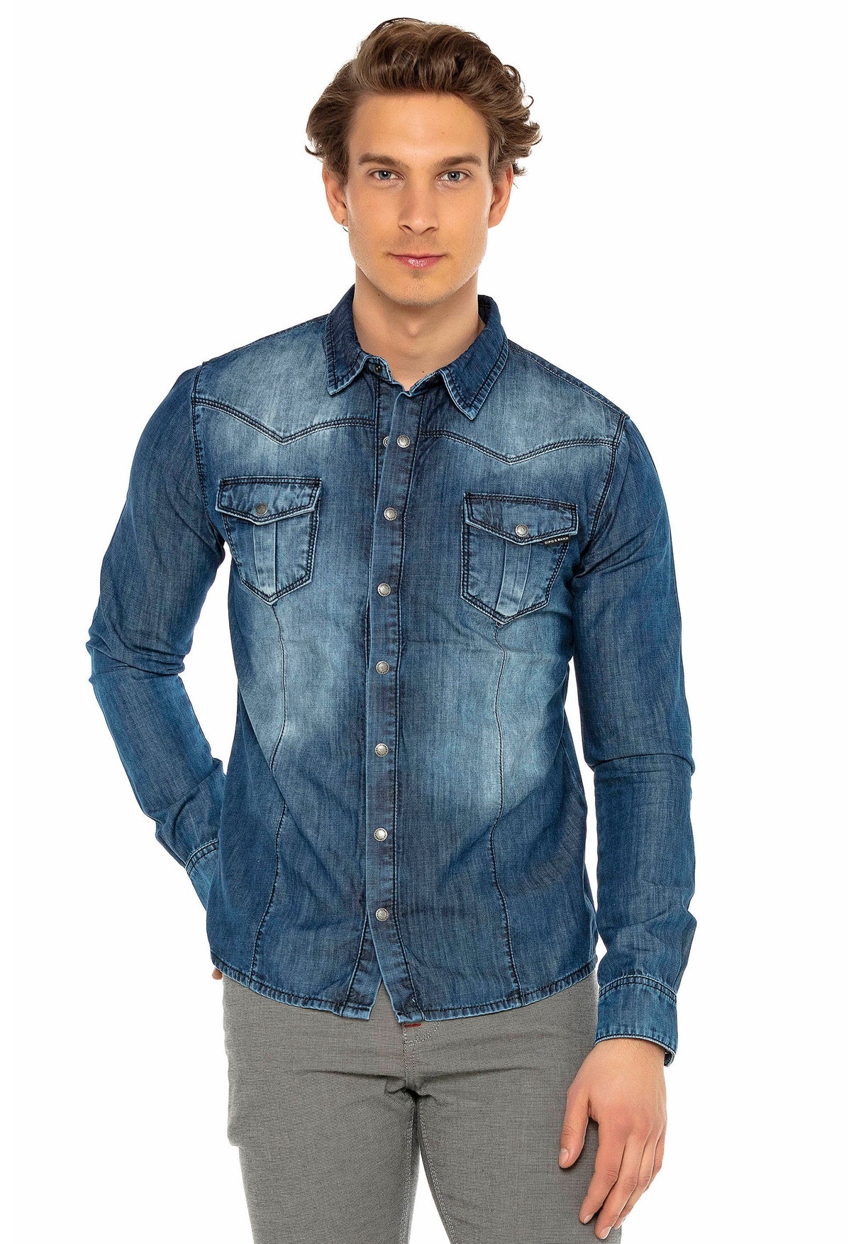 CH165 Men's denim shirt with practical snap buttons