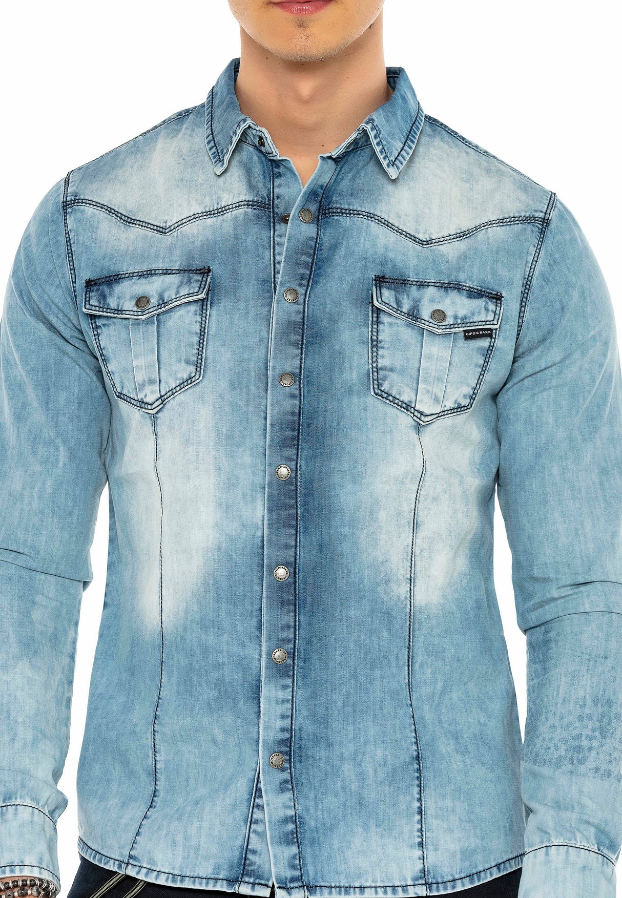 CH165 Men's denim shirt with practical snap buttons