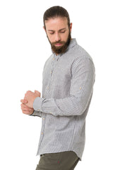 CH194 Men's shirt with striped design
