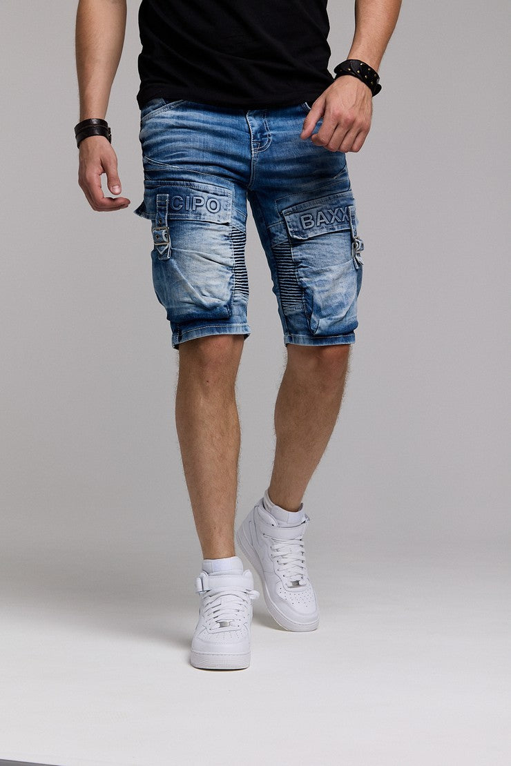 CK189 Men's Capri Shorts with a casual ribbed pattern
