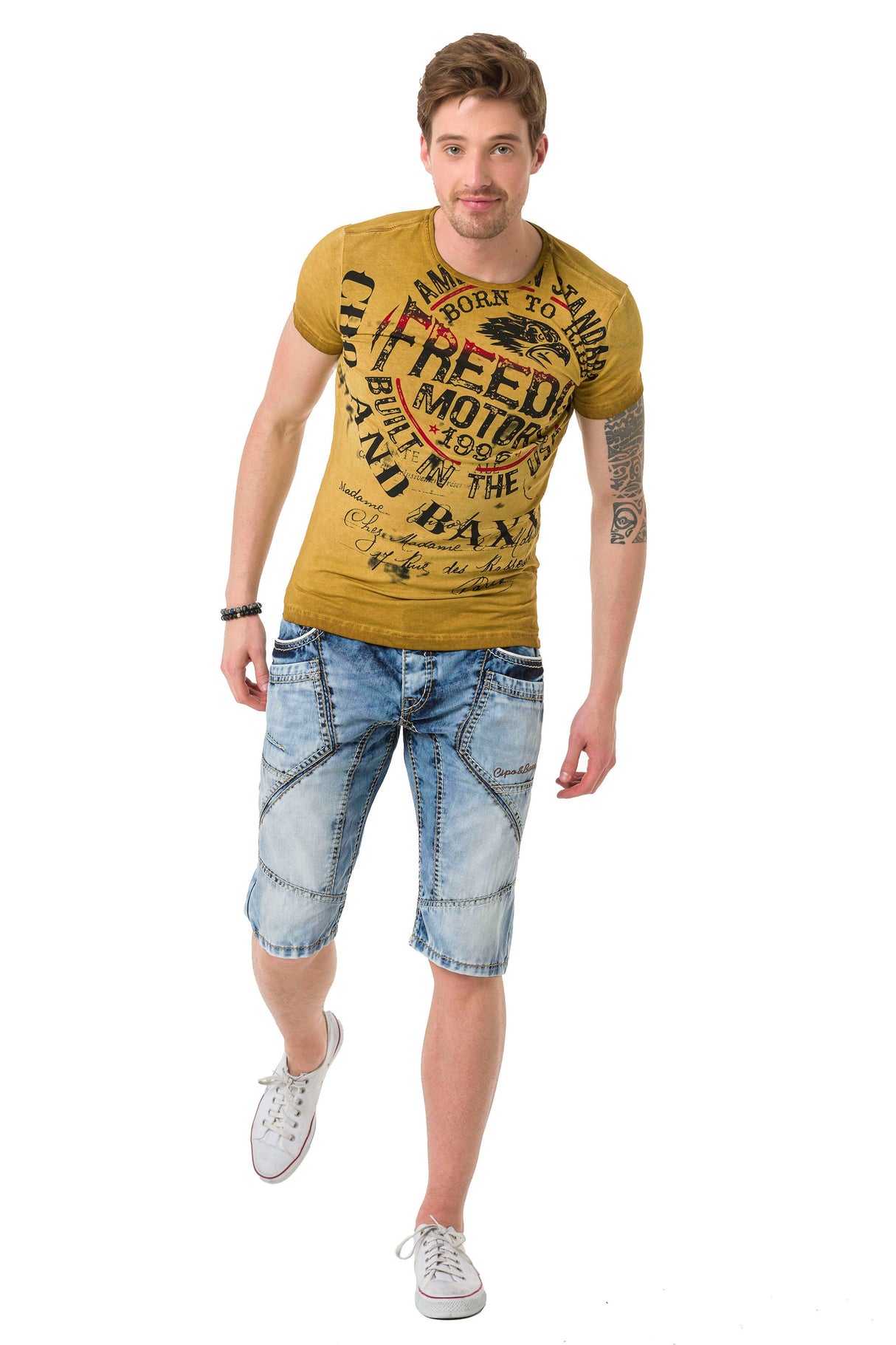 CK270 Men's Capri Shorts with eye-catching decorative stitching