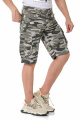 CK286 Men's Capri pants in a casual camouflage pattern