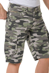 CK286 Men's Capri pants in a casual camouflage pattern
