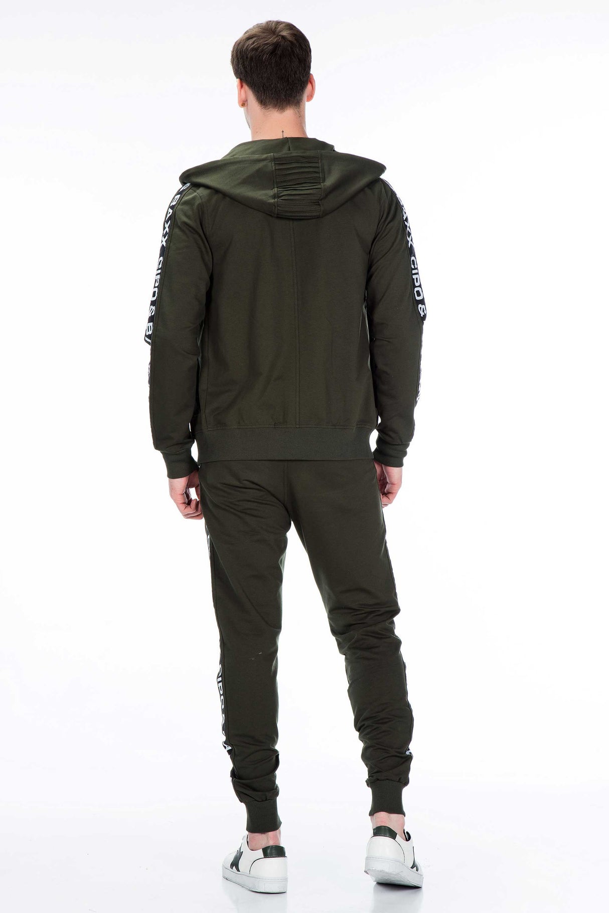 CL292 Men's Sweat Jacket in a classic sporty look