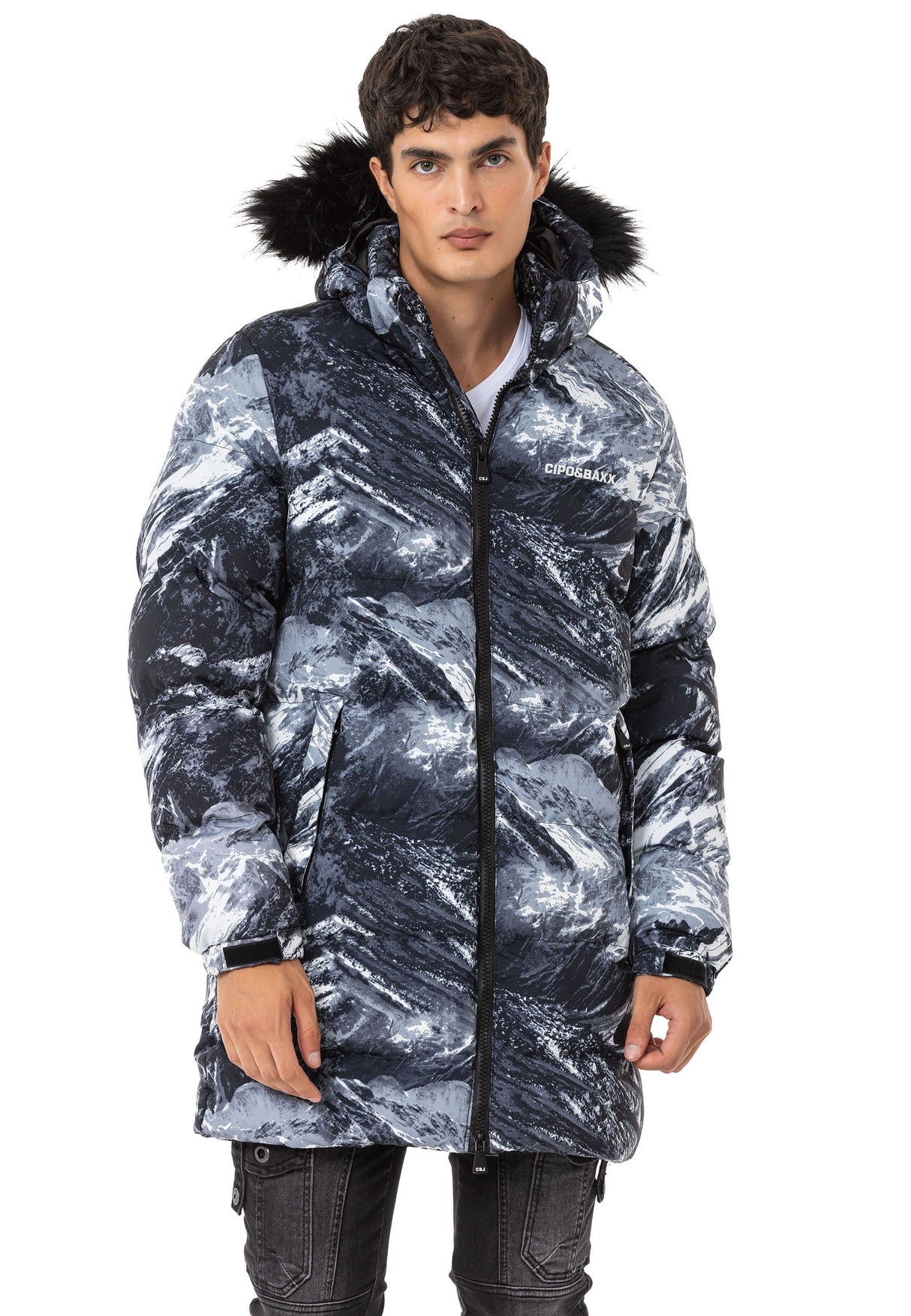 CM217 Men's Winter Jacket – Long Cut | Warmly lined with fur hood & eye-catching design