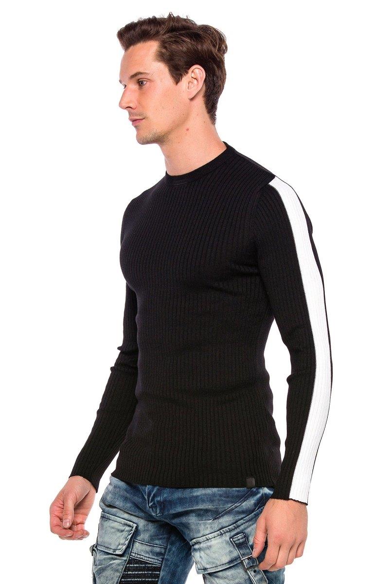 CP194 Men's knitted sweater with side contrast stripes