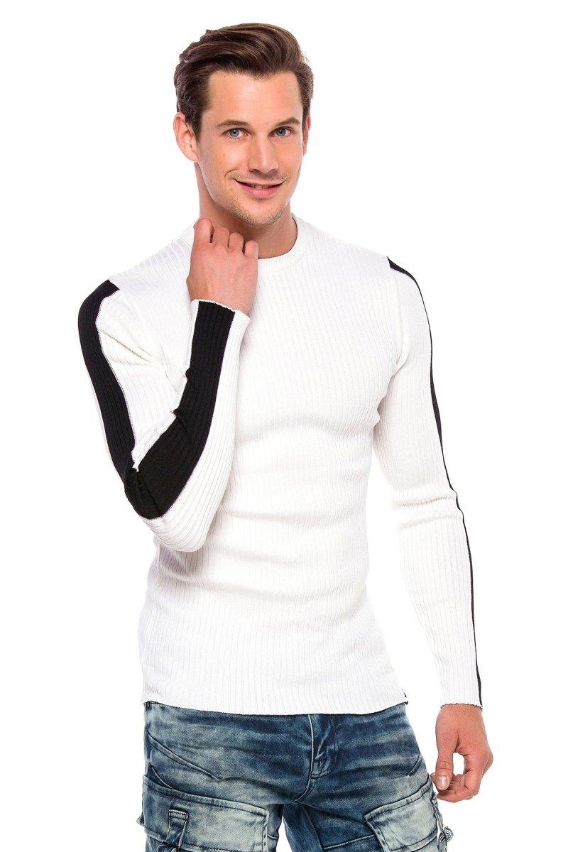 CP194 Men's knitted sweater with side contrast stripes