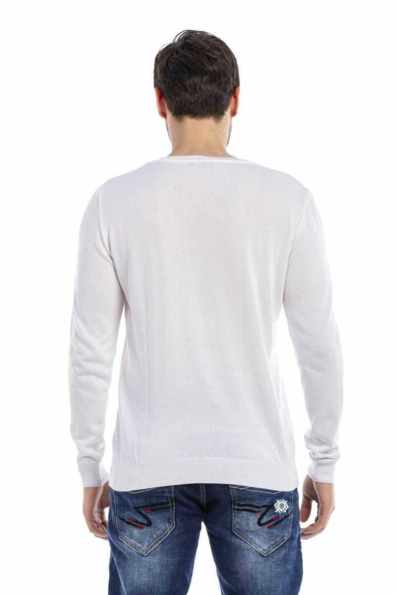 CP242 Men's V-neck sweater – Modern knit sweater for style-conscious men