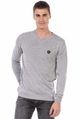 CP242 Men's V-neck sweater – Modern knit sweater for style-conscious men