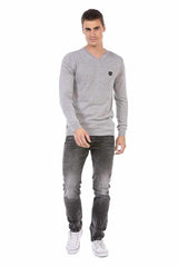 CP242 Men's V-neck sweater – Modern knit sweater for style-conscious men