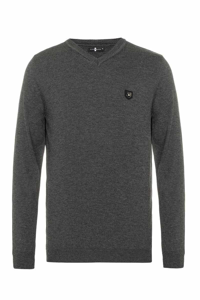 CP242 Men's V-neck sweater – Modern knit sweater for style-conscious men