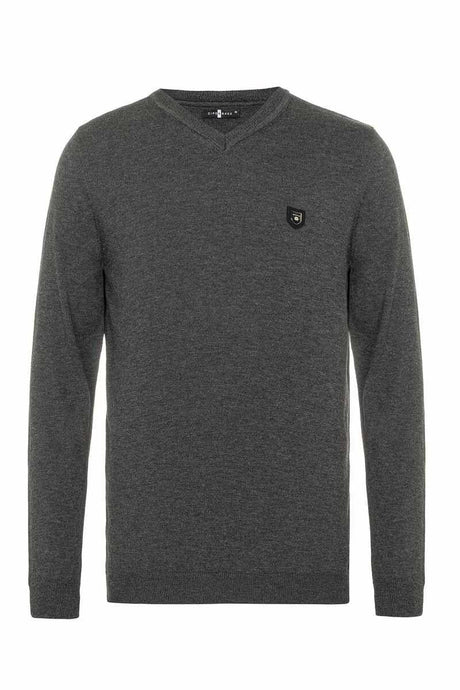CP242 Men's V-neck sweater – Modern knit sweater for style-conscious men