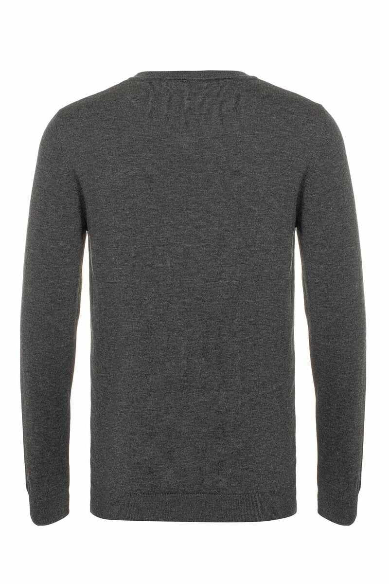CP242 Men's V-neck sweater – Modern knit sweater for style-conscious men