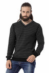 CP273 Men's knitted sweater with modern knit pattern