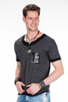 CT425 Men's T-shirt with elegant chest appliqué