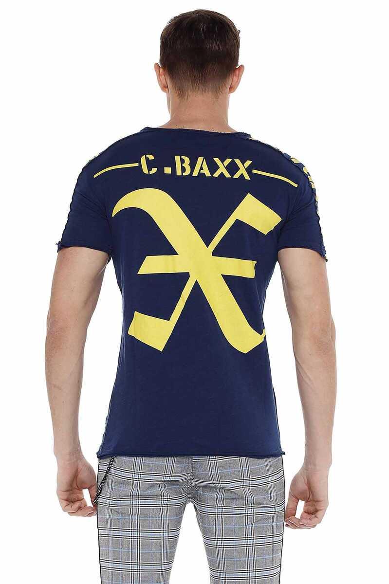 CT524 men's T-shirt in a relaxed fit