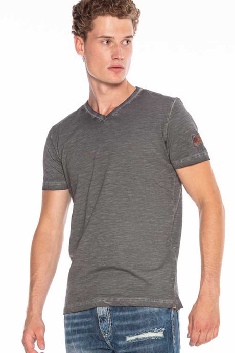 CT596 Men's T-shirt with small logo patch