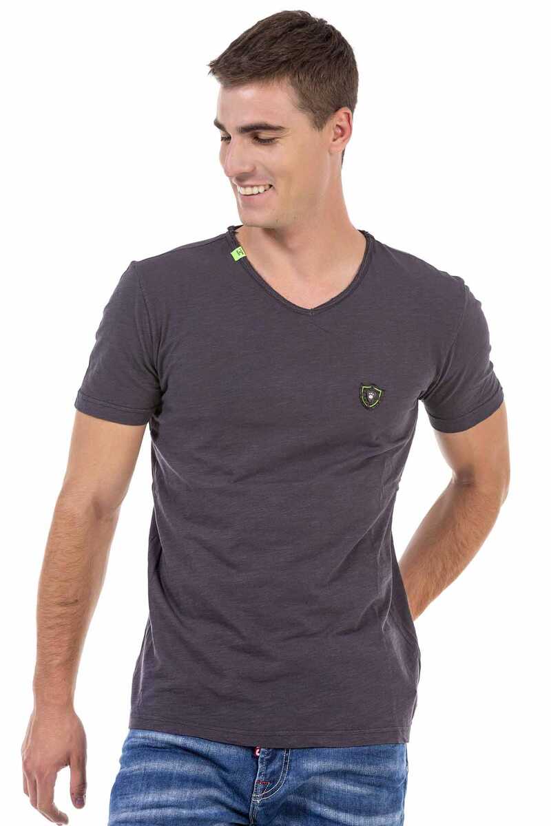 CT648 Men's T-shirt in a sporty look
