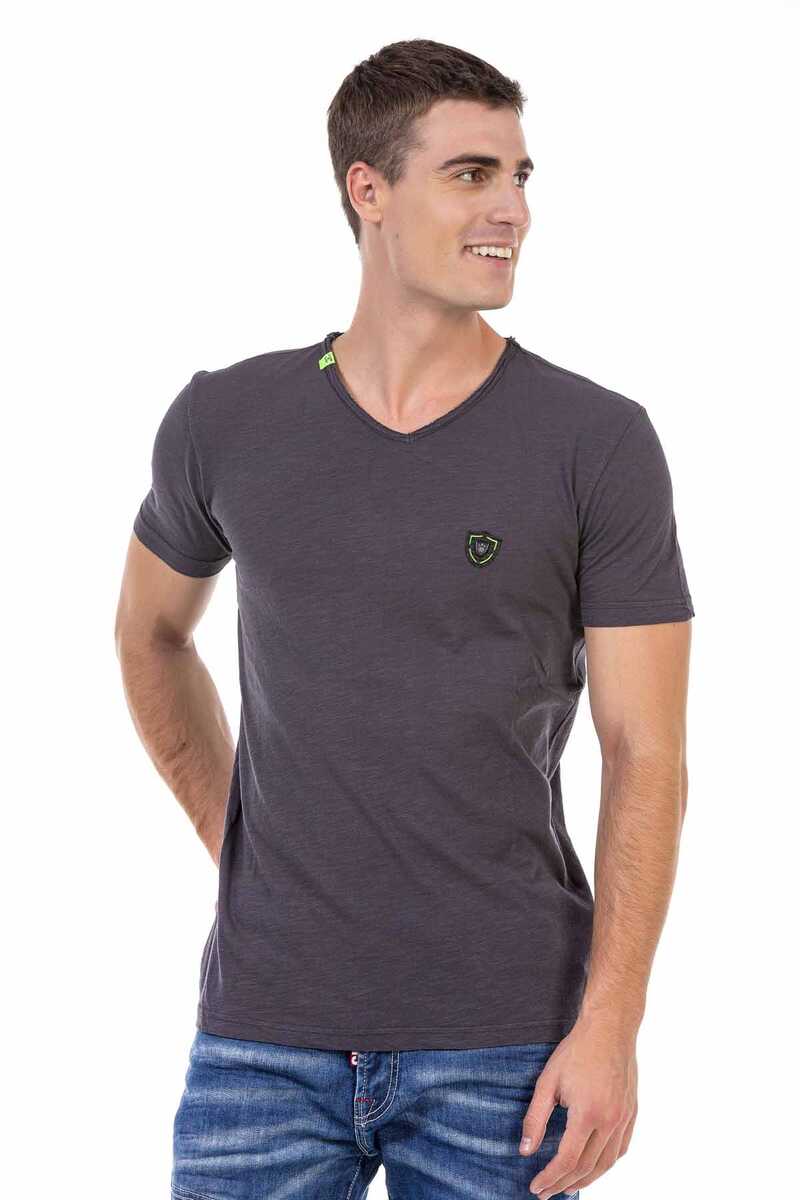 CT648 Men's T-shirt in a sporty look