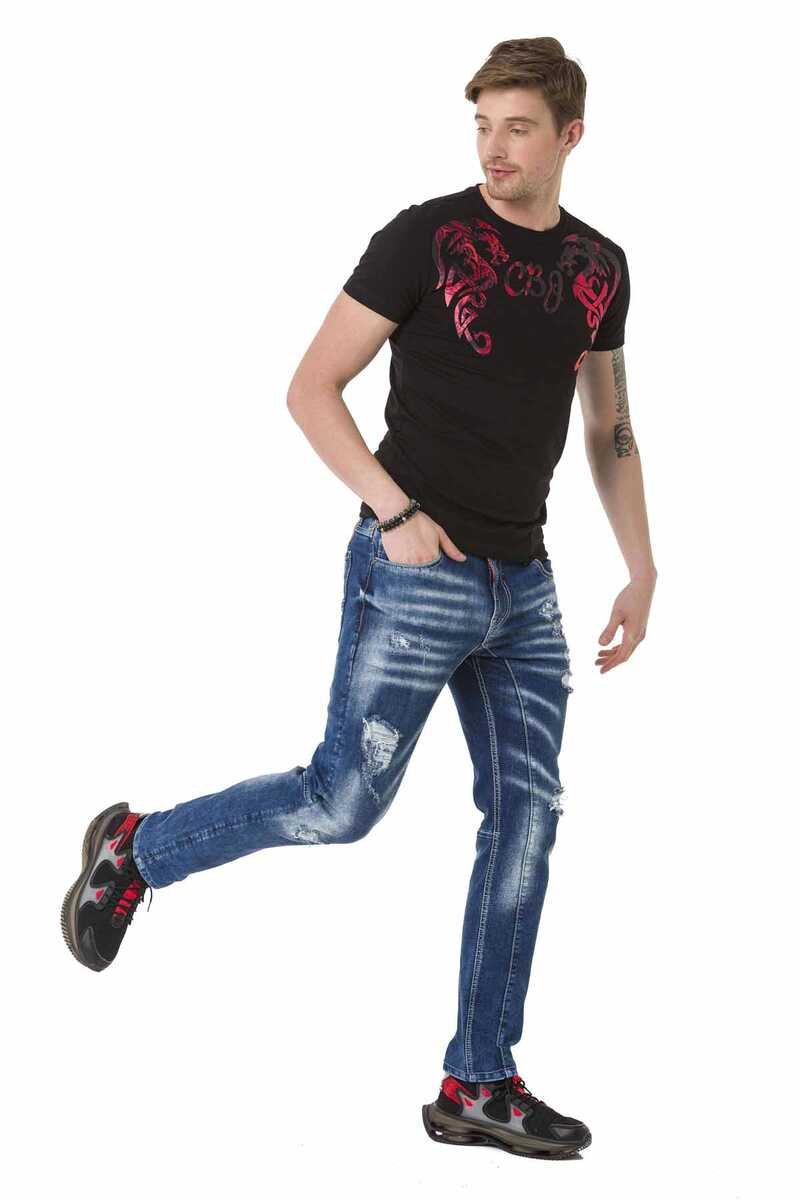 CT679 Men's T-shirt with large front print