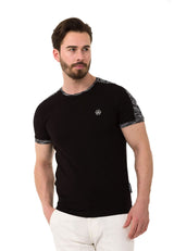 CT739 Men's T-shirt in a sporty design