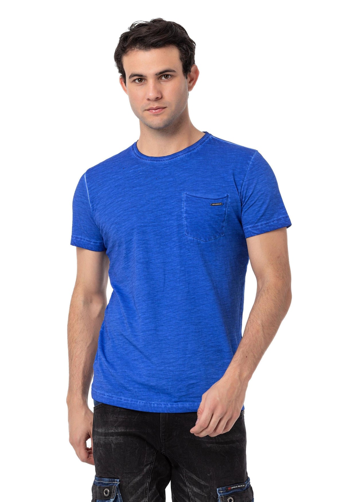 CT784 Men's T-shirt in a sporty look