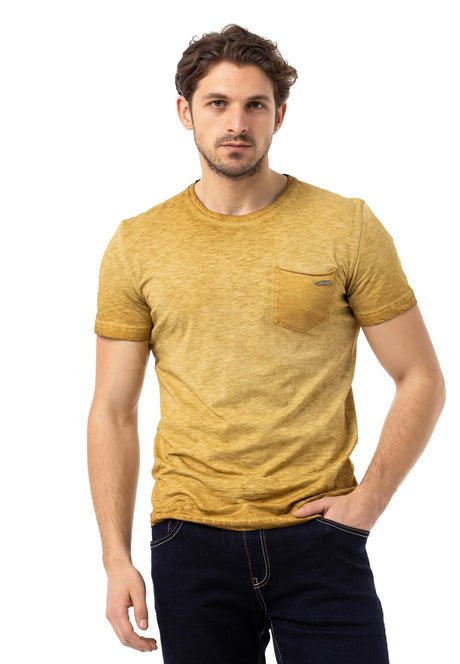 CT784 Men's T-shirt in a sporty look
